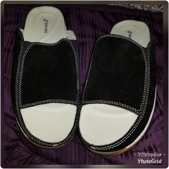 St. John's Bay Shoes - NWOB! St John's Bay Black Suede Sandals